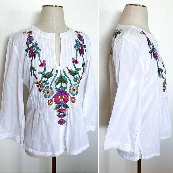 Boho White Blouse with Floral Embroidery S - Picture 1 of 2